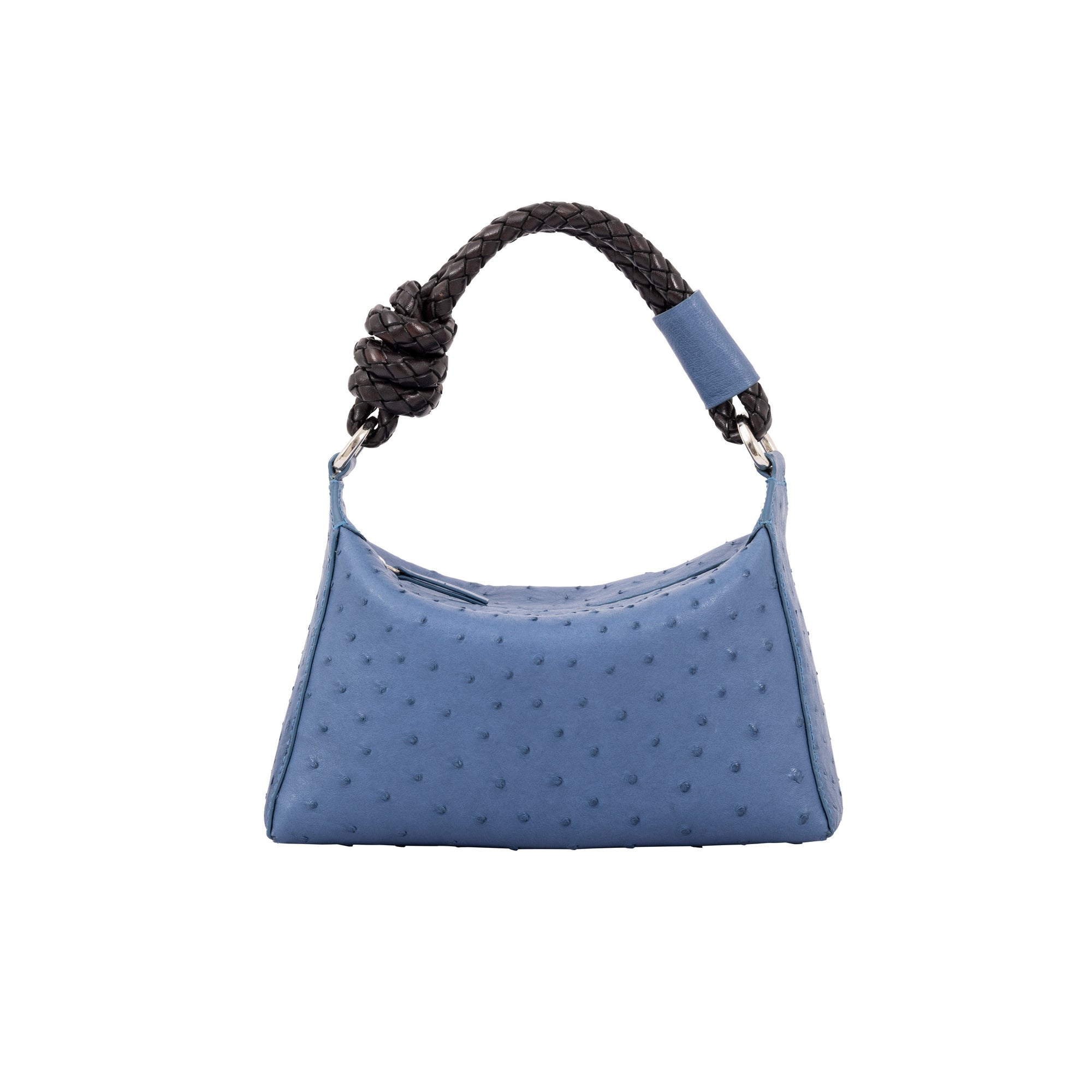 Lola in Clemaris Ostrich