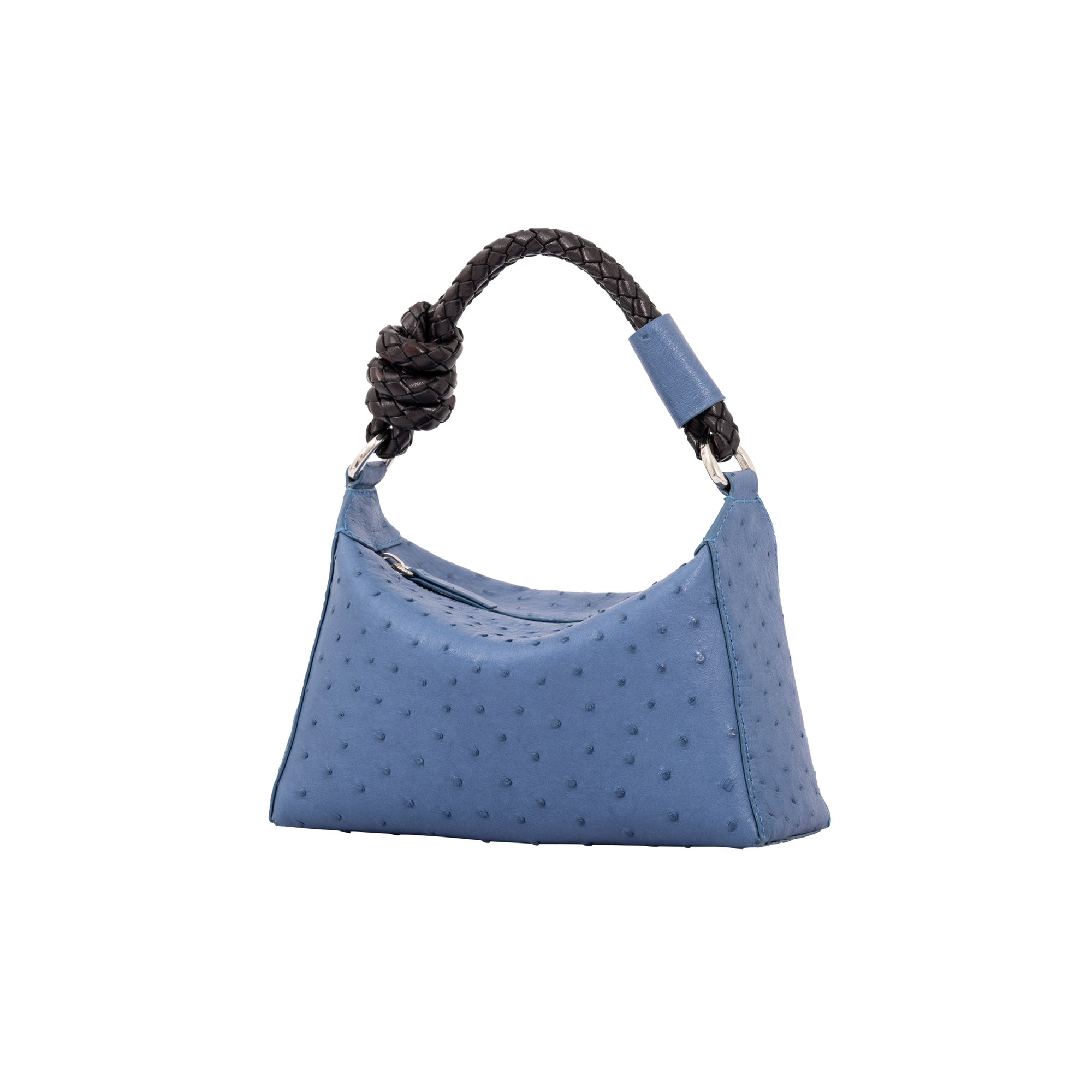 Lola in Clemaris Ostrich